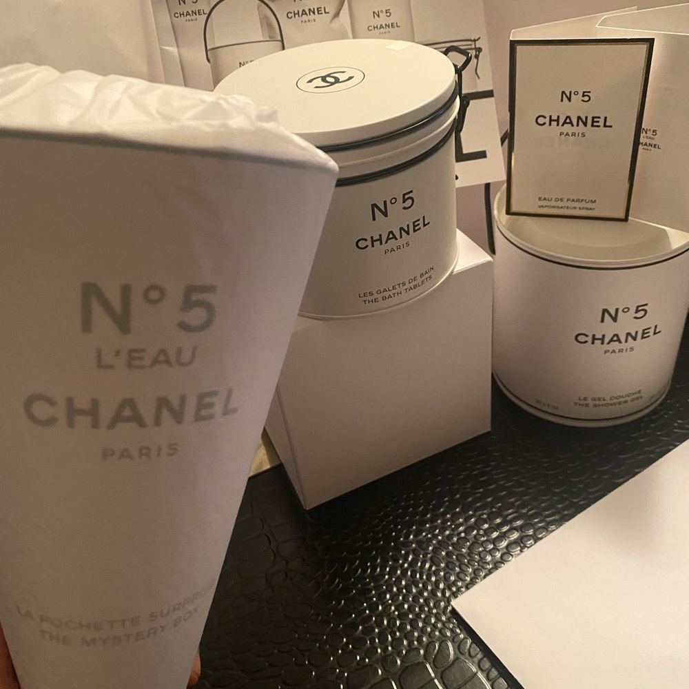 Chanel Factory 5 Collection Bundle - Picture 5 of 8